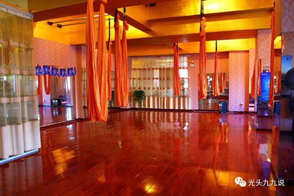 成都特色藏族养生桑拿馆探秘(成都藏族特色酒店)